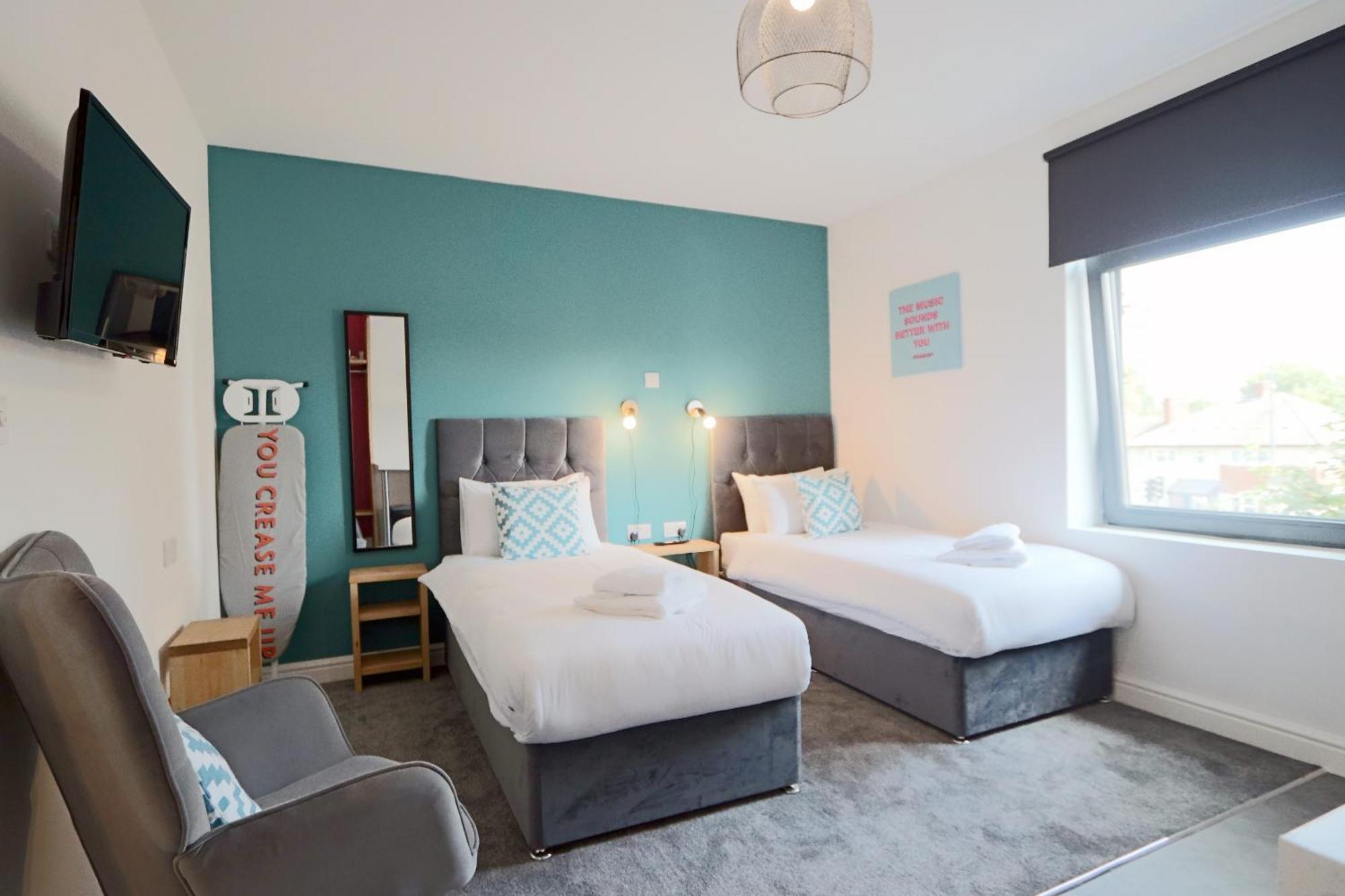 Deluxe Studio Apartments Derby Rum bild