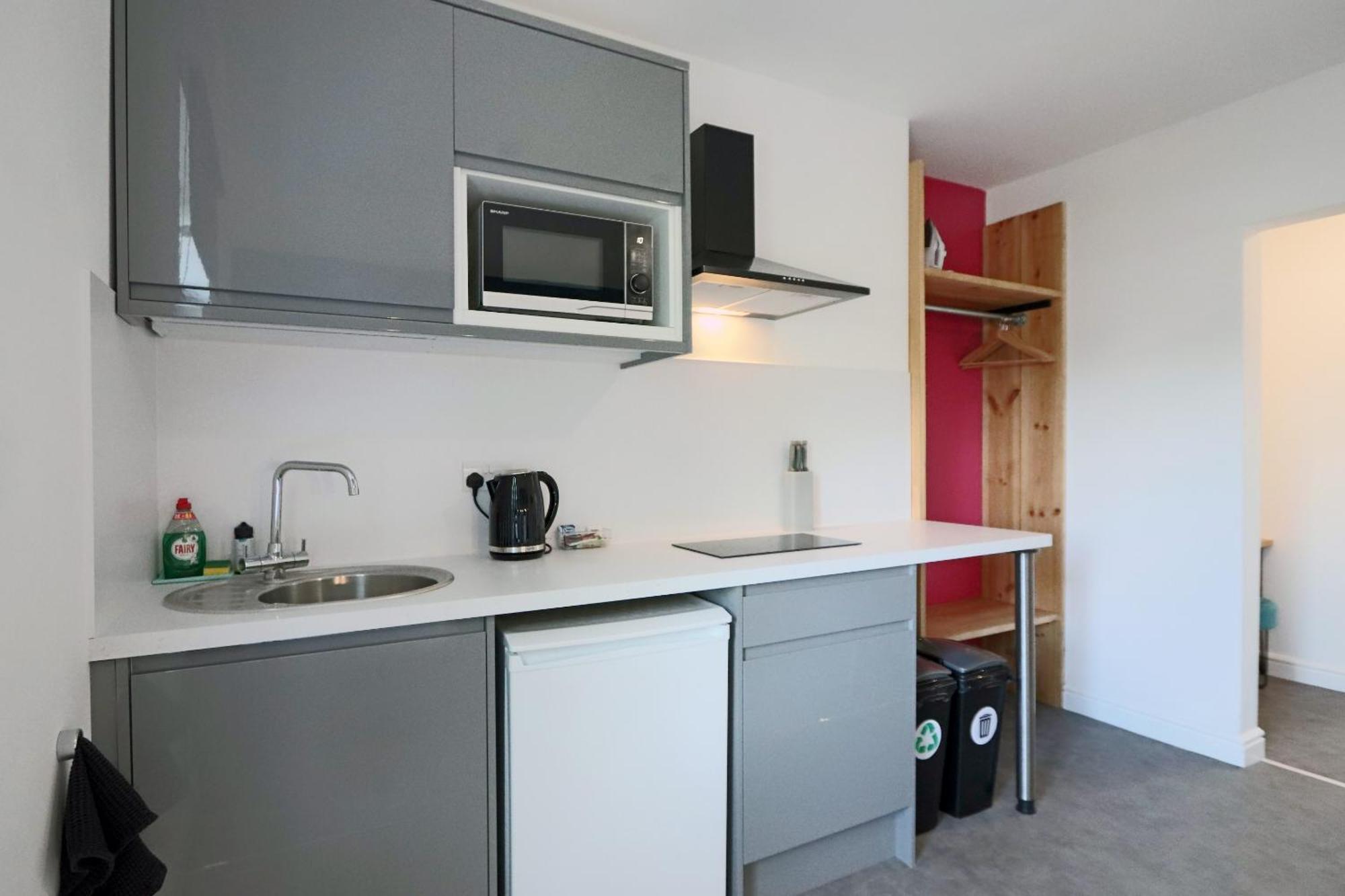 Deluxe Studio Apartments Derby Rum bild